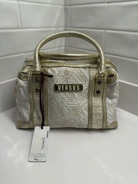VERSUS BY VERSACE HANDBAG NEW WITH TAGS